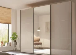 Staud Möbel GmbH & Co.KG Includo Kleiderschrank Hochglanz mit Spiegel Sale