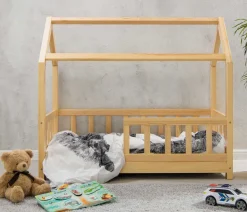 Riverbank Massivholz Kinderbett mit Himmelaufbau in 3 Größen Clearance