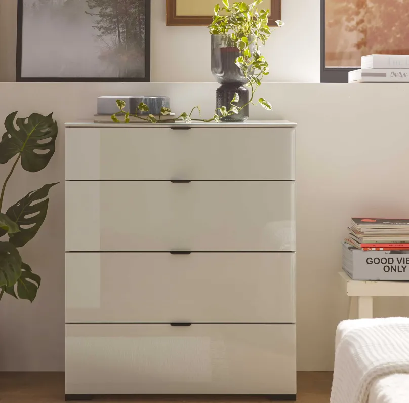 Staud Möbel GmbH & Co.KG Sonate Kommode mit Glas Schublade