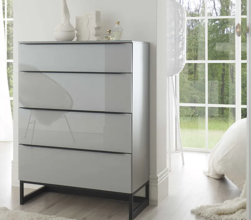Staud Möbel GmbH & Co.KG Sonate Kommode mit Glas Schublade