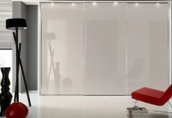 Staud Möbel GmbH & Co.KG Sonate Rom Glas Kleiderschrank B336 cm Clearance