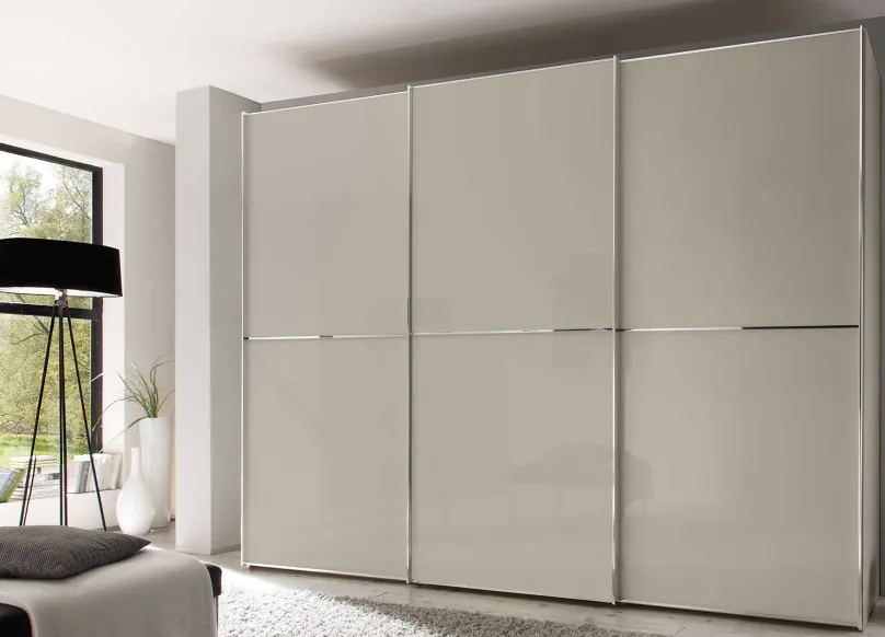 Staud Möbel GmbH & Co.KG Staud Sinfonie Plus Schwebetüren Kleiderschrank New